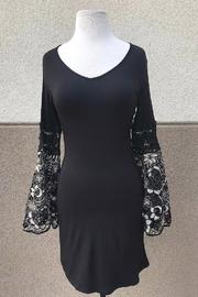  Kinsey Bell Sleeve Dress