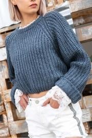  Roll-sleeve Cropped Sweater