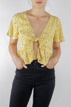  Daisy Front-tie Blouse