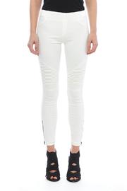  Distressed Legging