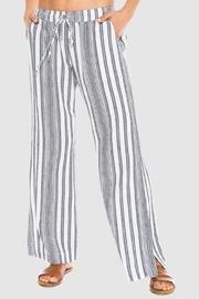  Side-slit Wide Leg