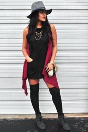  Red Sleeveless Vest