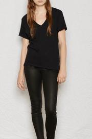  The V-neck T-shirt
