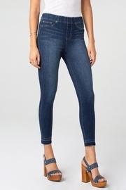  Chloe Release Hem Crop