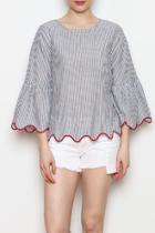  Scallop Trim Top