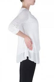  Off-white Top