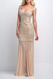  Elegant Chiffon Gown