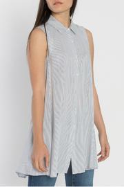  Blanche Sleevlessn Tunic
