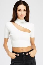  Front-slash Crop Top