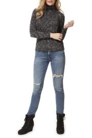  Turtle Neck L/s Knit Top