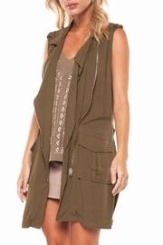  On Safrai Vest
