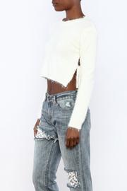  Fuzzy Crop Sweater