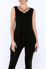  Black Flowy Sleeveless Top