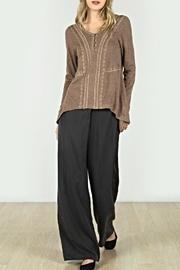  Embroidered Hi-lo Top
