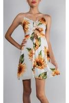  Sunflower Tie-front Dress