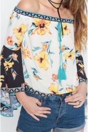  Bell-sleeves Off-shoulder Top