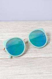  Serena Popping Sunnies