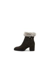  Charlize Suedefur Boot