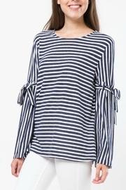  Stripe Tie Sleeve Top