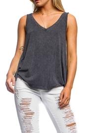 Double V-neck Tank