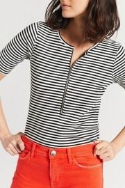 The Leighton Top