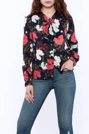  Floral Long Sleeve Top