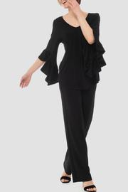  Ruffle Sleeve V-neck Top