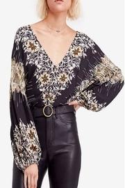  Birds Feather Top