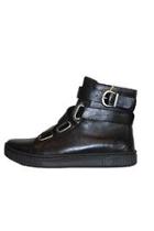  Leather Chukka Sneaker