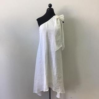 White One Shoulder Dress