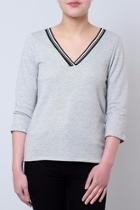  Contrast V-neck Pullover