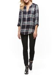  Tab-sleeve Plaid Shirt