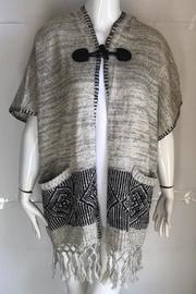  Fringe Short-sleeve Cardigan