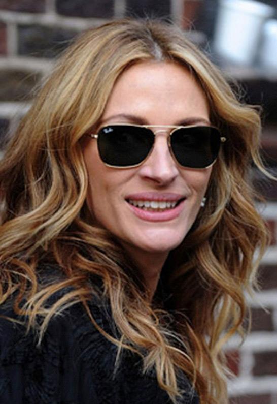 Ray-ban Rb3136 Caravan Sunglasses As Seen On Julia Roberts