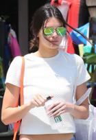 Ray-ban Rb3025 Aviator Flash Lenses 58 Mm Sunglasses As Seen On Kendall Jenner