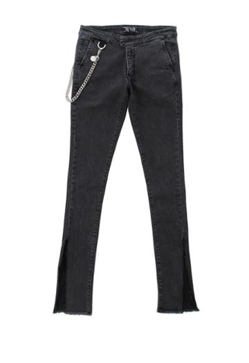 13.19.23 Love All Ways Iris Chain Fray Bottom Jean