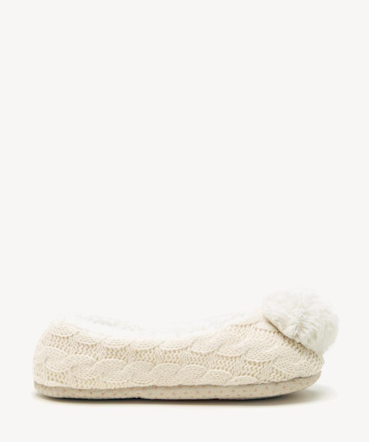 Sole Society Women's Cable Knit Slippers With Faux Fur Pom Ivory Size S/m Acrylic Polyester From Sole Society