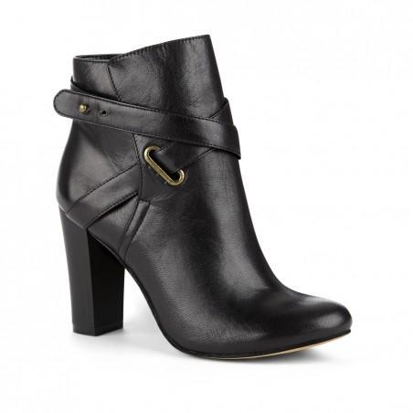 Solesociety Kaila Block Heel Bootie - Black