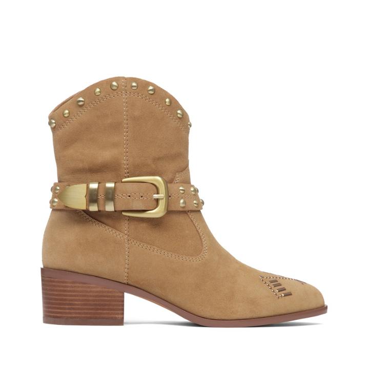 Bcbgeneration Bcbgeneration Lokki Western Studded Boot - Wheat