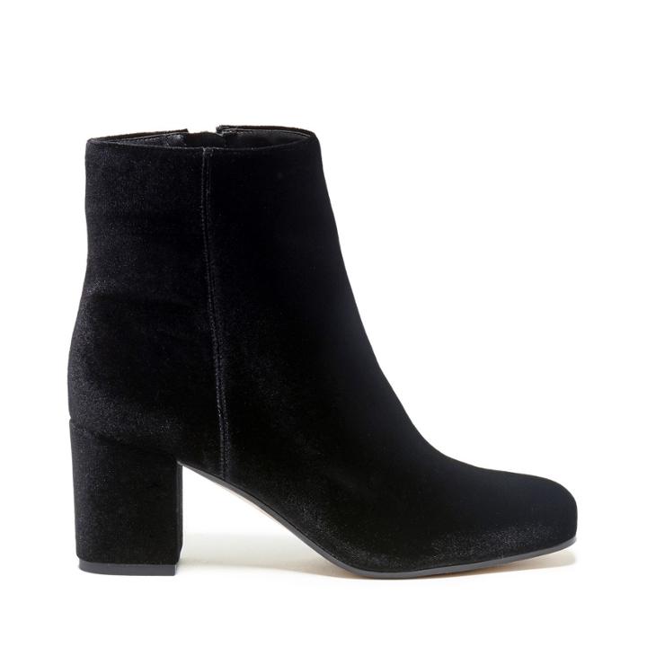 Sole Society Sole Society Pomeroy Block Heel Bootie - Black