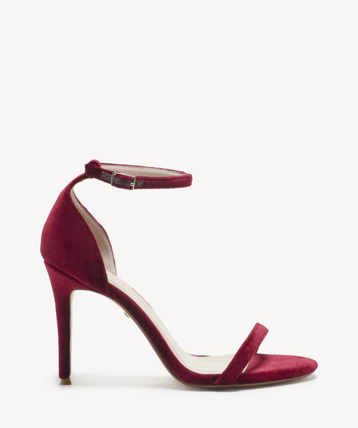 Raye Raye Blake Strappy Sandals Sangria Size 7.5 Velvet From Sole Society