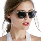 Sole Society Sole Society Fargo Mid Size Exotic Print Sunglasses - Clear Tortoise-one Size