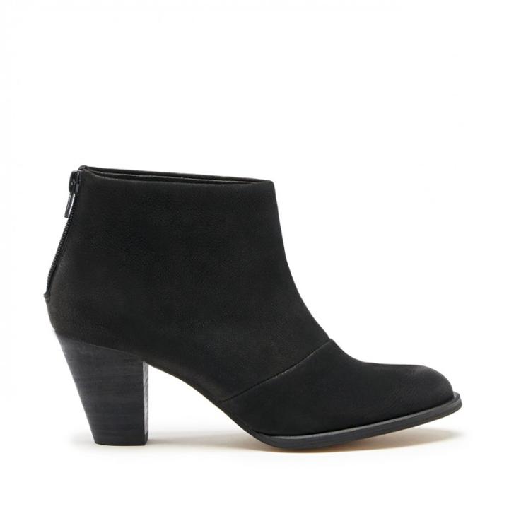 Sole Society Sole Society Devyn Mid Heel Ankle Bootie - Black-9