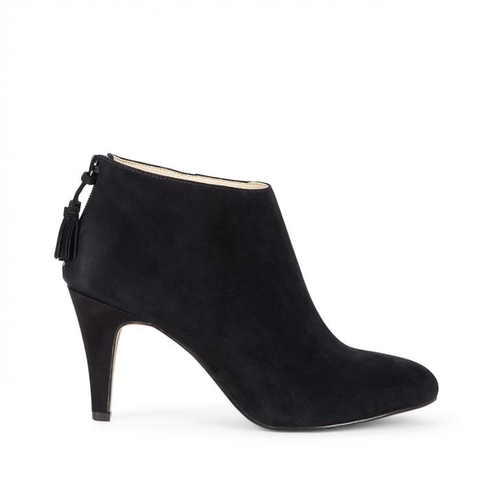 Sole Society Sole Society Aiden Tassel Ankle Bootie - Black