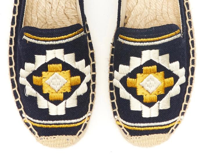 Soludos Bohemian Embroidered Platform Smoking Slipper In Navy