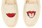 Soludos Jason Polan Lips Embroidered Smoking Slipper In Sand Lips