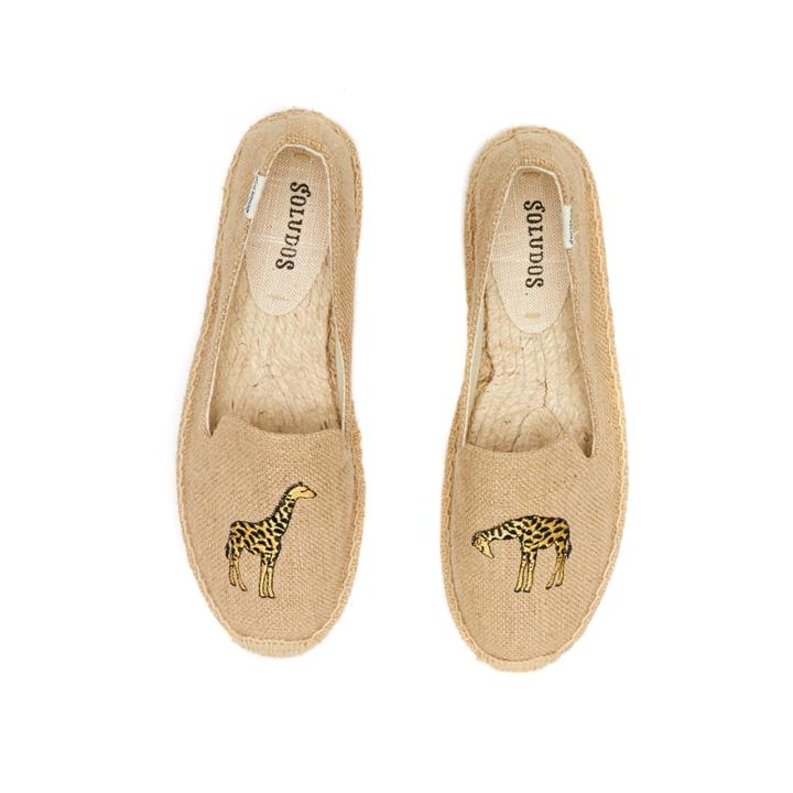 Soludos Giraffe Embroidered Smoking Slipper In Natural