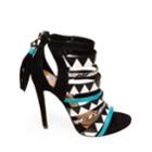 Trending Black/white