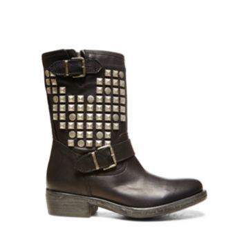 Outburst Black Leather