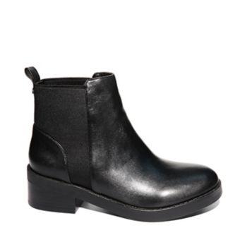 Grroupie Black Leather